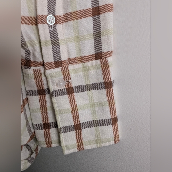 NWT Everlane Plaid Flannel Shirt XS Cream Green Brown Cabincore Cozy Minimalist - Picture 2 of 5